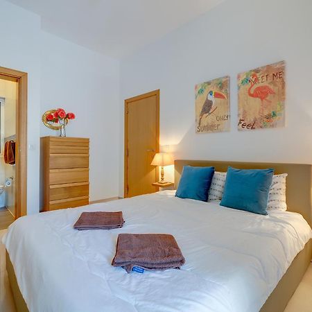 Prime Location Apartment With Side Seaviews Sliema Dış mekan fotoğraf