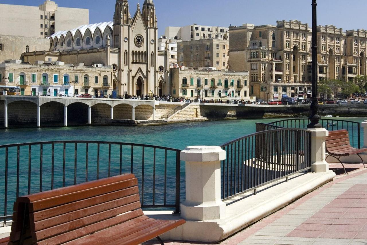 Prime Location Apartment With Side Seaviews Sliema Dış mekan fotoğraf