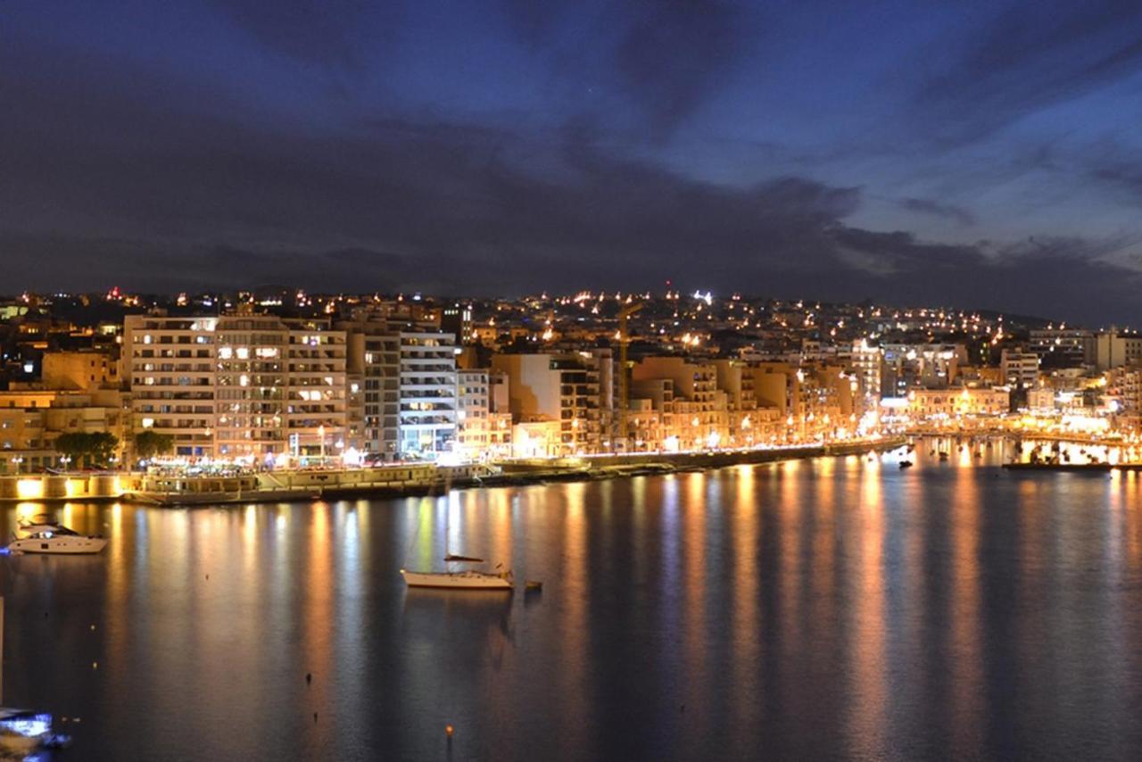 Prime Location Apartment With Side Seaviews Sliema Dış mekan fotoğraf