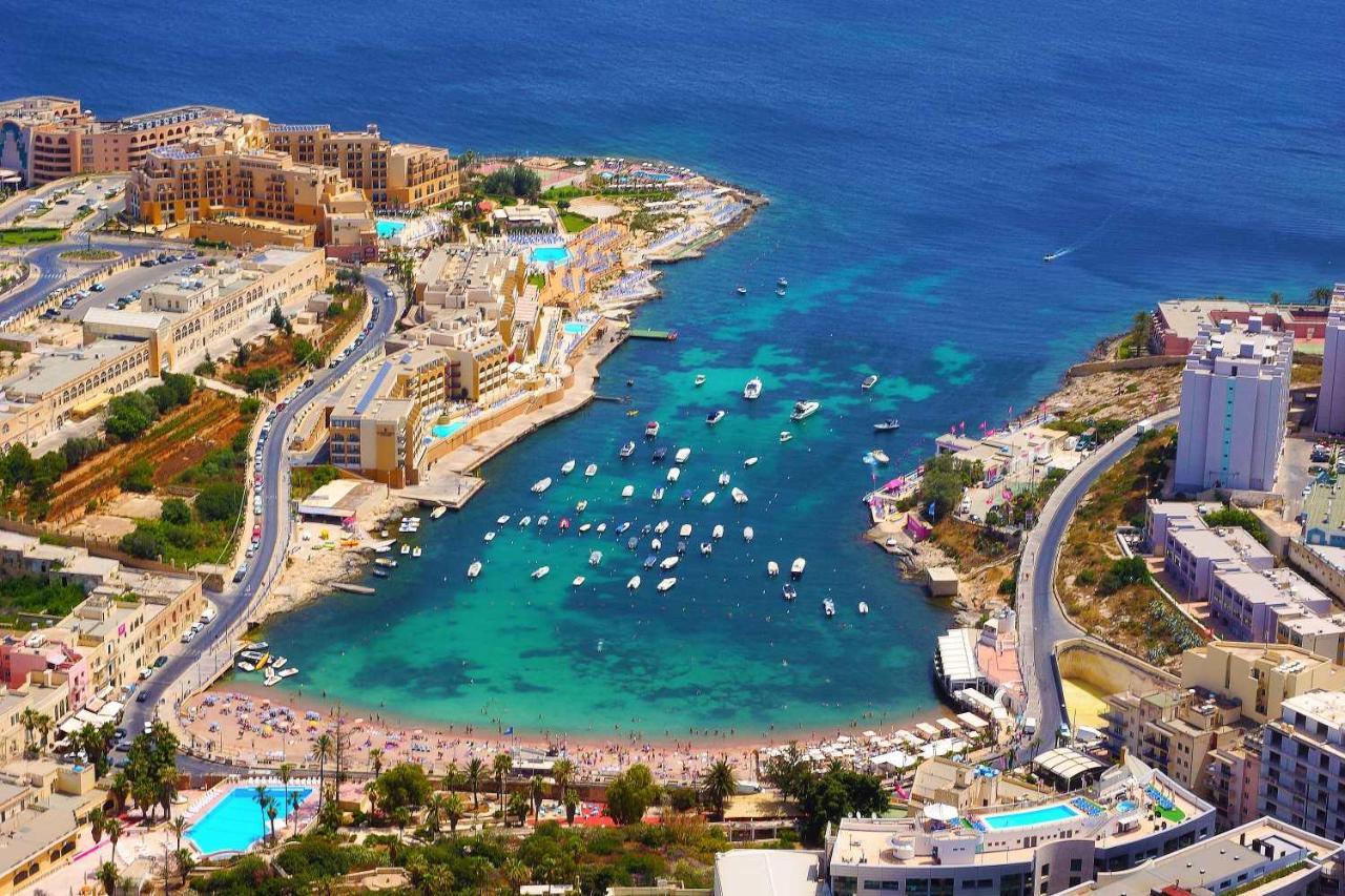 Prime Location Apartment With Side Seaviews Sliema Dış mekan fotoğraf