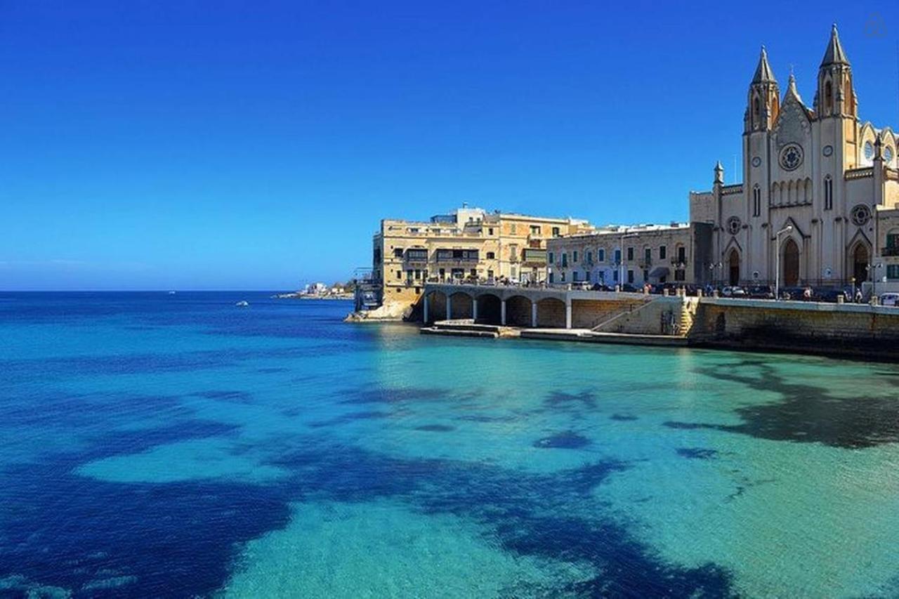 Prime Location Apartment With Side Seaviews Sliema Dış mekan fotoğraf